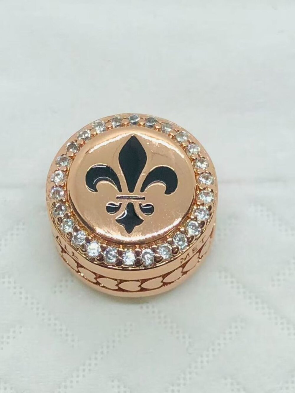 ✨ ✨Pandora New Orleans Louisiana Exclusive Fleu De Lis Logo Rose Gold Charm
